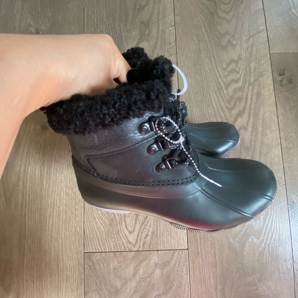 Sperry boots women size 5